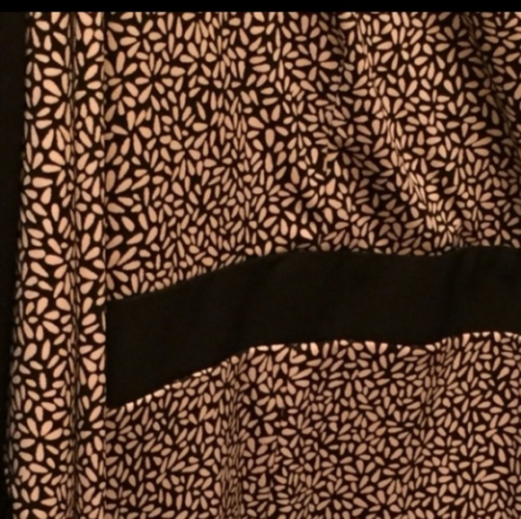 Elegant Motherhood Maternity Dress - Picture 8 of 8